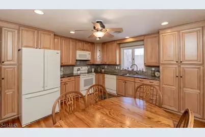 327 Mountain Lake Rd, Liberty Township, NJ 07838 - Photo 13