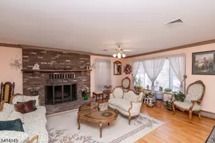 327 Mountain Lake Rd, Liberty Township, NJ 07838 - Photo 7