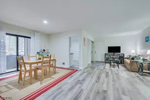 2211 Old Stone Mill Dr, East Windsor Township, NJ 08512 - Photo 9