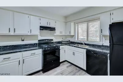 2211 Old Stone Mill Dr #2211, East Windsor Township, NJ 08512 - Photo 15