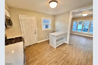 5 Gardner Pl, Sayreville, NJ 08859 - Photo 11