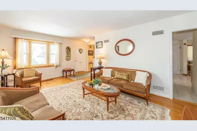 10 Burlington Rd, Clifton, NJ 07012 - Photo 9