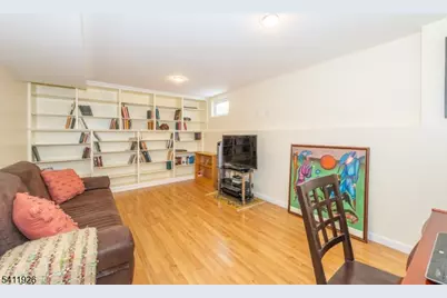 10 Burlington Rd, Clifton, NJ 07012 - Photo 19