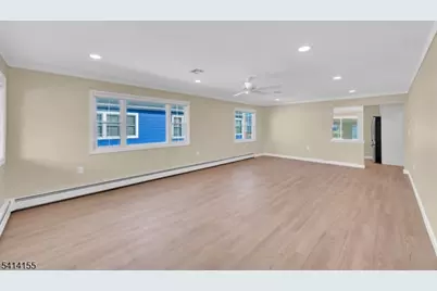 16 Calalou Ct, Berkeley Township, NJ 08757 - Photo 7