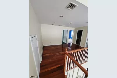 8 Lincoln Trl, Hopatcong, NJ 07843 - Photo 11