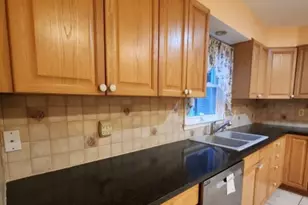 8 Lincoln Trail, Hopatcong, NJ 07843 - Photo 5