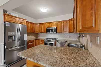 902 N 5th St #411, Newark, NJ 07107 - Photo 13