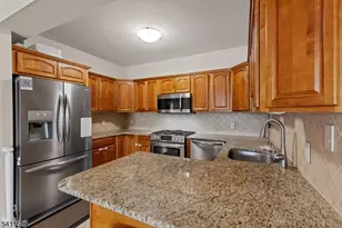 902 N 5th St, Newark, NJ 07107 - Photo 13