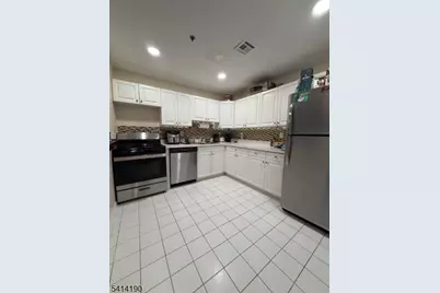 901 Stuyvesant-202, Union Township, NJ 07083 - Photo 1