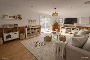 210 Ross Dr, Boonton Town, NJ 07005 - Photo 9