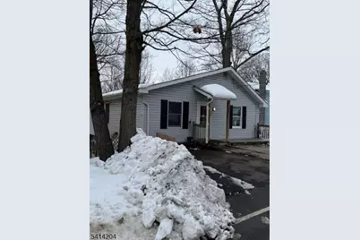 626 Brooklyn Mountain Rd, Hopatcong, NJ 07843 - Photo 3