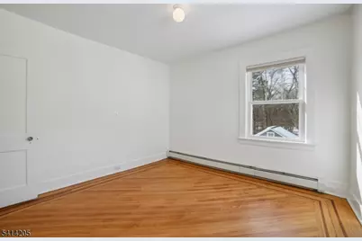 42 Brookfield Rd #2, Montclair, NJ 07043 - Photo 27