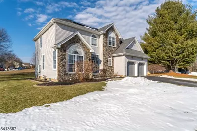 11 Jade Ln, Lopatcong Township, NJ 08865 - Photo 3