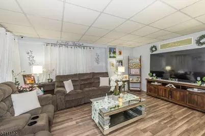 217/219 Hamburg Tpk, Bloomingdale, NJ 07403 - Photo 37