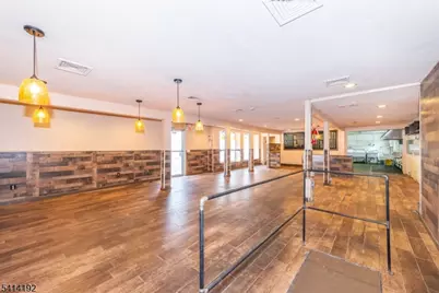 217/219 Hamburg Tpk, Bloomingdale, NJ 07403 - Photo 15