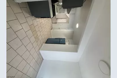 31 Williams St, Roselle Park, NJ 07204 - Photo 3