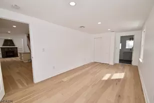 5612 Berkshire Valley Rd, Jefferson Township, NJ 07438 - Photo 9