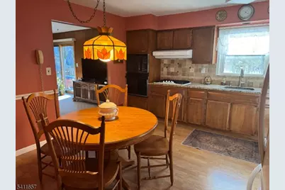 2 Peach Tree Ct, Parsippany, NJ 07054 - Photo 11