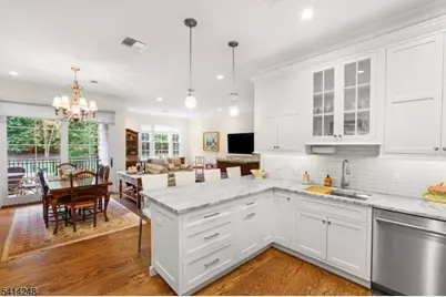 80 Claremont Rdunit #206, Bernardsville, NJ 07924 - Photo 7