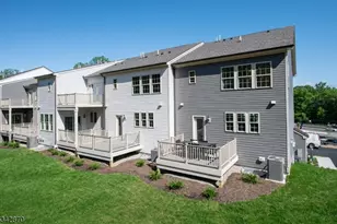 8 Wadsworth Dr, Denville, NJ 07834 - Photo 15