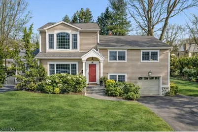 8 Kice Rd, Florham Park, NJ 07932 - Photo 1