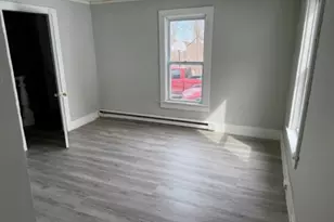 8 Center St, Newton, NJ 07860 - Photo 3