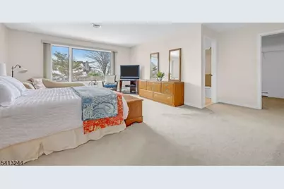 114 Hagerman Ct, Bridgewater Twp., NJ 08807 - Photo 15