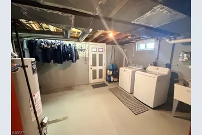 911 Colfax Ave, Pompton Lakes, NJ 07442 - Photo 17