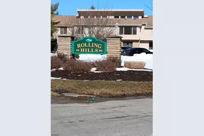 391 Mohegan Ci, Andover Township, NJ 07848 - Photo 1