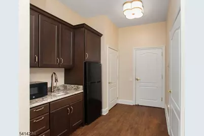 41 Springfield Ave, Summit, NJ 07901 - Photo 15