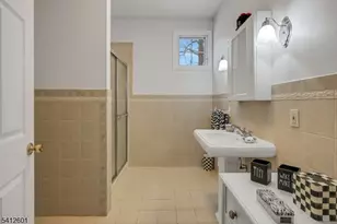 16 Lenape Trail, Montclair, NJ 07043 - Photo 25