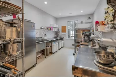 16 Lenape Trail, Montclair, NJ 07043 - Photo 9