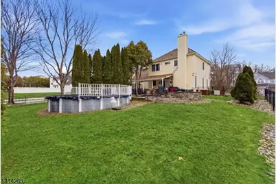 237 Stonehenge Dr, Lopatcong Township, NJ 08865 - Photo 43