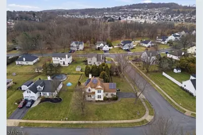 237 Stonehenge Dr, Lopatcong Township, NJ 08865 - Photo 45