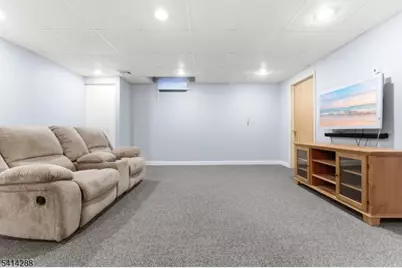 237 Stonehenge Dr, Lopatcong Township, NJ 08865 - Photo 33