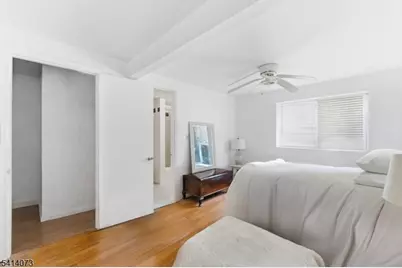 2455 3rd St, Fort Lee, NJ 07024 - Photo 25