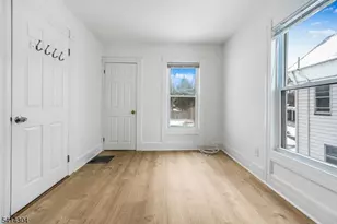 32 Forest St, Montclair, NJ 07042 - Photo 11