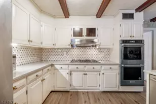 403 Roberts Ln, Scotch Plains Township, NJ 07076 - Photo 9