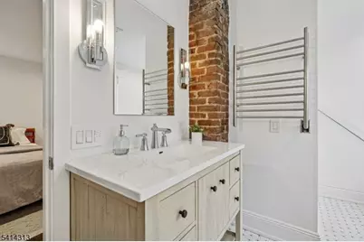 97 Montclair Ave, Montclair, NJ 07042 - Photo 29