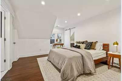 97 Montclair Ave, Montclair, NJ 07042 - Photo 25