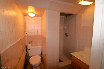 130 Wakeman Ave, Newark, NJ 07104 - Photo 9