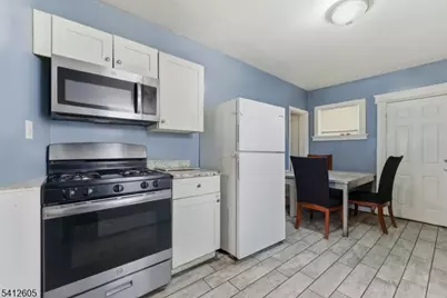 71 Franklin Ter, Irvington, NJ 07111 - Photo 9