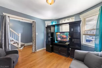 71 Franklin Ter, Irvington, NJ 07111 - Photo 3