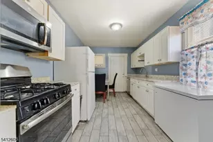 71 Franklin Terrace, Irvington, NJ 07111 - Photo 7