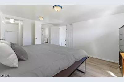 71 Franklin Ter, Irvington, NJ 07111 - Photo 25