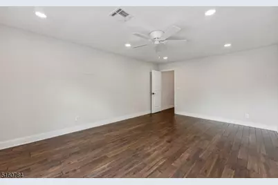 31 Upper Mountain Ave #4, Montclair, NJ 07042 - Photo 21