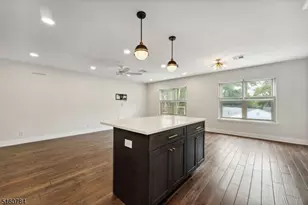 31 Upper Mountain Ave, Montclair, NJ 07042 - Photo 9