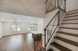 31 Upper Mountain Ave, Montclair, NJ 07042 - Photo 9