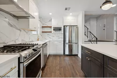 31 Upper Mountain Ave #4, Montclair, NJ 07042 - Photo 7