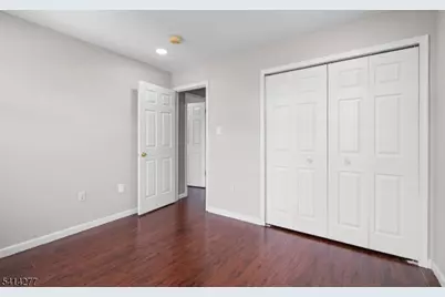 31 Dogwood St, Jersey City, NJ 07305 - Photo 15